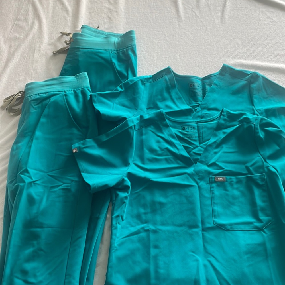 Figs Catarina Top TEAL (single item price, however, all items for sale)